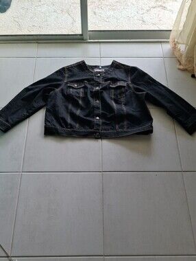 Women’s Black Denim Jacket - Classic Casual Layer